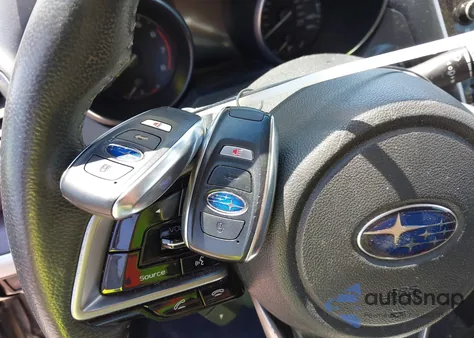 2018 Subaru Outback 2.5I Limited из США, поврежденный, VIN 4S4BSANC9J3274272